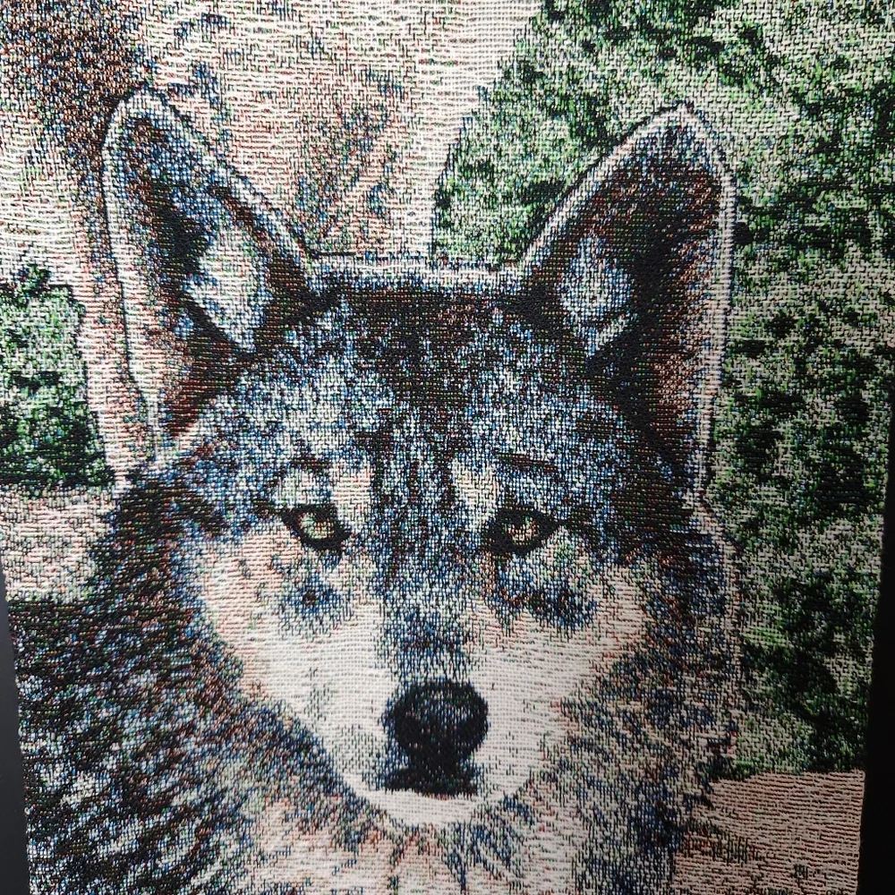 WOLVES WALL TAPESTRY